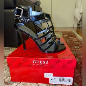 Guess shorter black heel